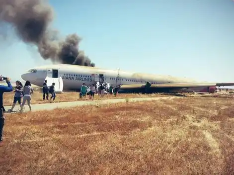 Se estrelló un avión Boeing 777 en el aeropuerto de San Francisco