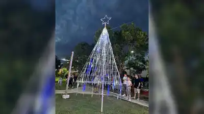 La Navidad comienza a iluminarse en la región