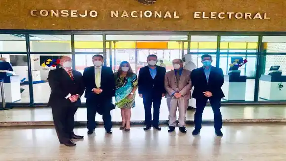 Esto es lo que opina la coalición Lápiz-Puente sobre las negociaciones entre Maduro y la oposición