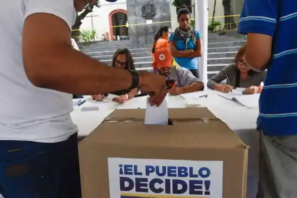 «Solo se habilitaron 96.000 venezolanos a votar en el exterior»: Comando por Venezuela