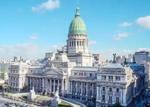 Piden a Milei que denuncie las supuestas coimas en el Congreso