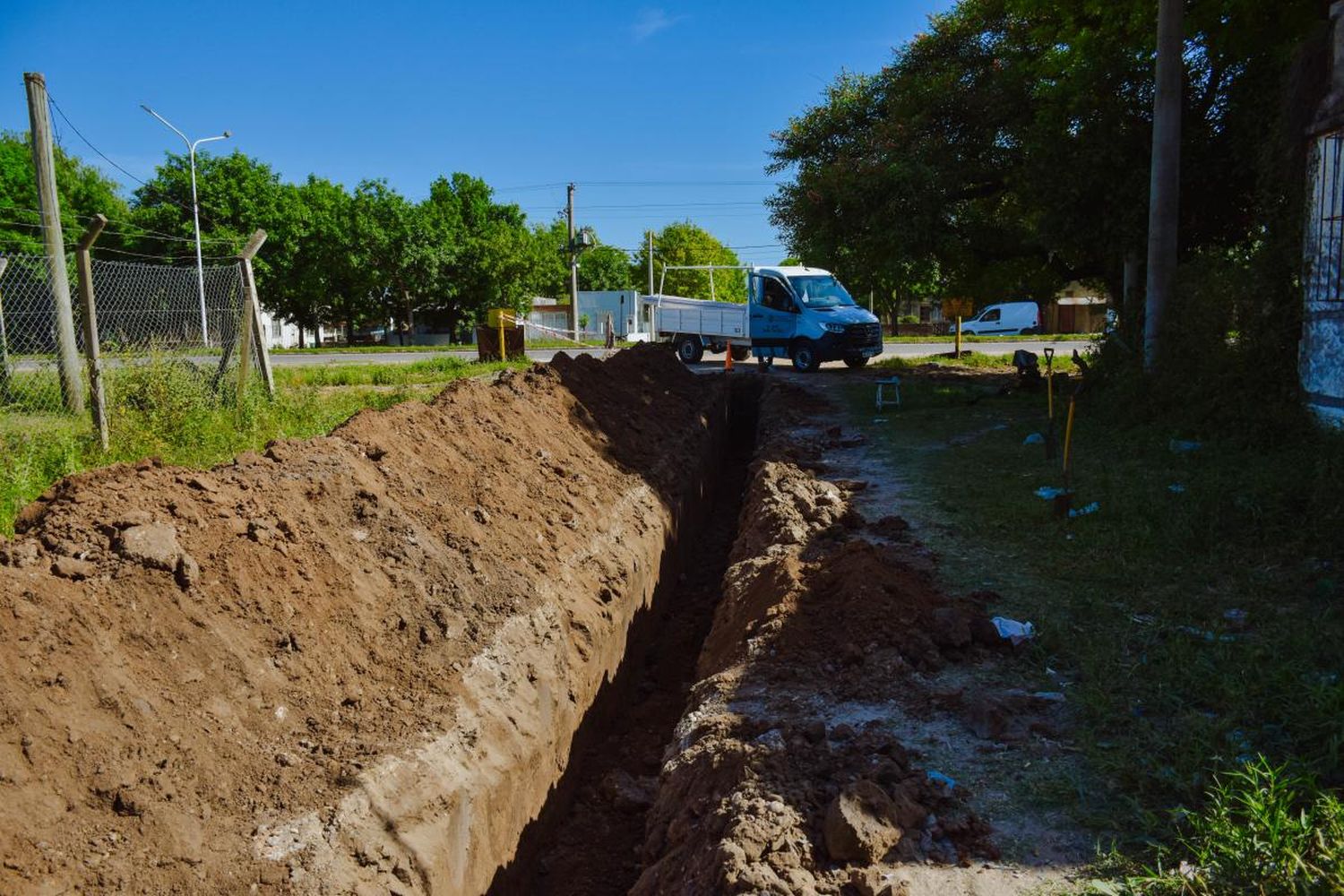 Calle Rosario del Tala: continúan la Red cloacal