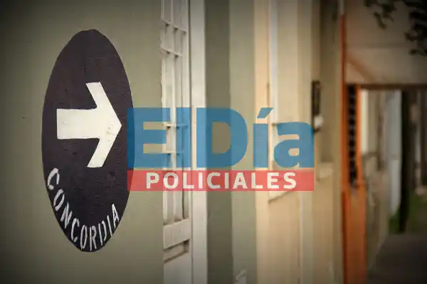 Un delincuente ingresó al cuarto de su hija: lo atrapó y redujo a golpes