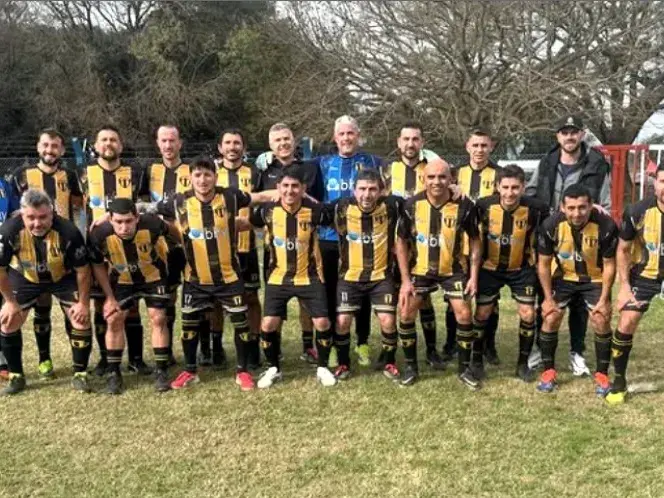 Bicampeón del Senior liguista: Libertad de Sunchales. Foto:seniorlibertadsunchales