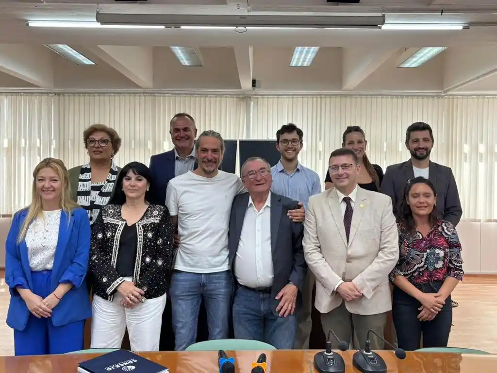 Merecido reconocimiento a Osvaldo Minighini