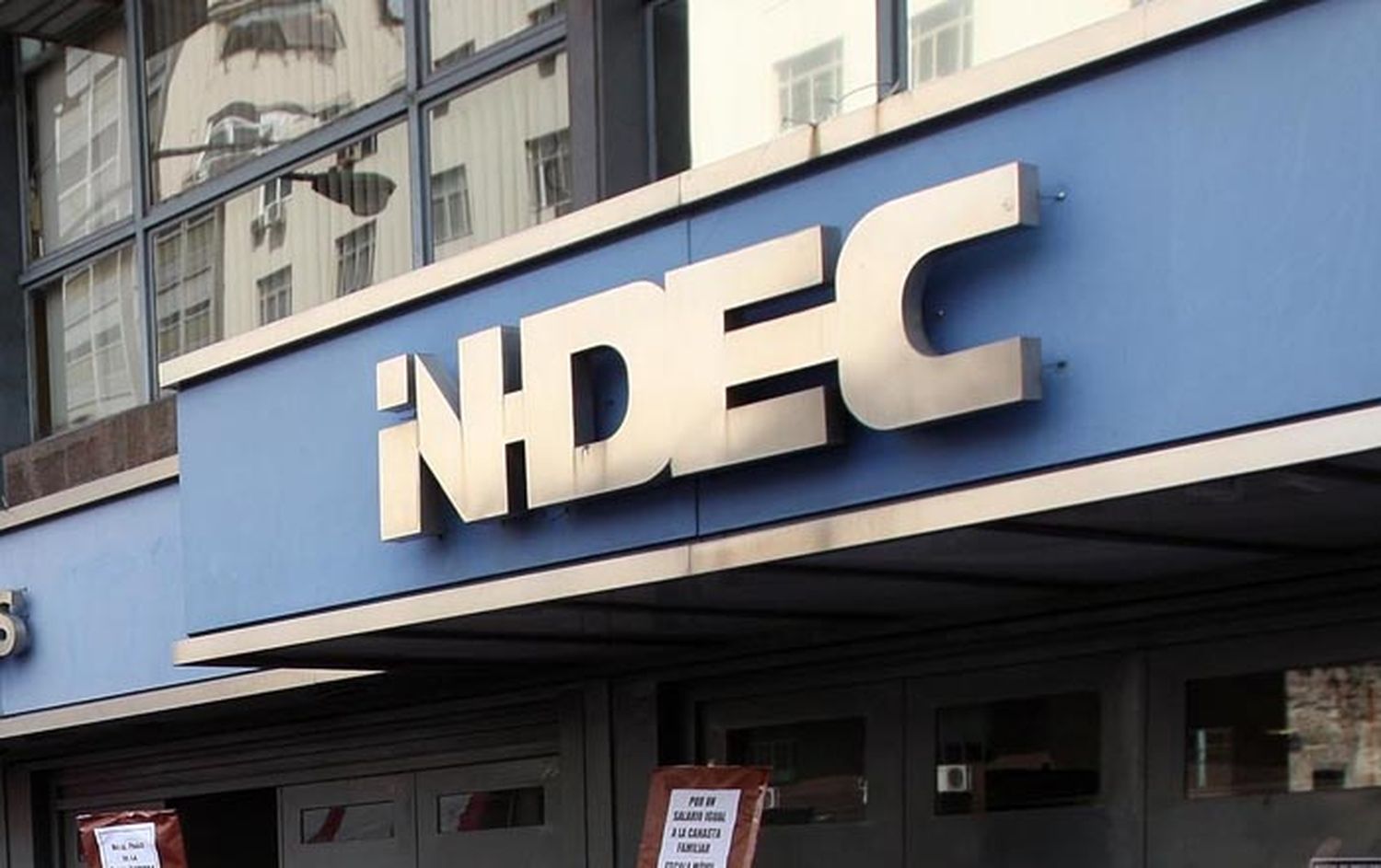Según el Indec la pobreza bajó un 2% y Bahía Blanca es la ciudad con más indigentes del país