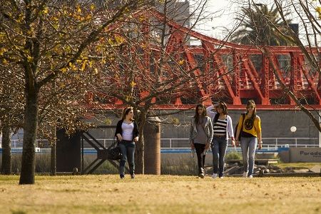 Último día primaveral: Llegará el viento sur y bajará fuertemente la temperatura