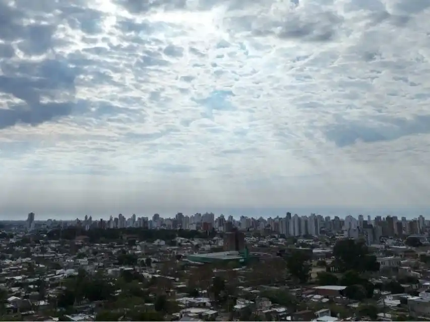 El día arrancó con una mínima de 18°C.