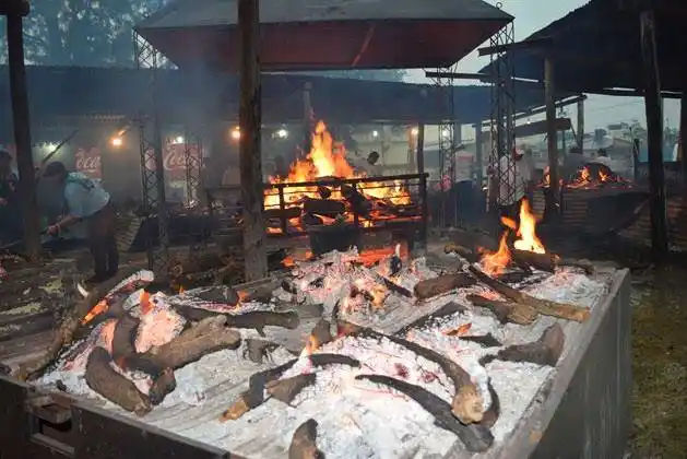Viale ya tiene todo preparado para celebrar una nueva edición de la Fiesta Nacional del Asado con Cuero