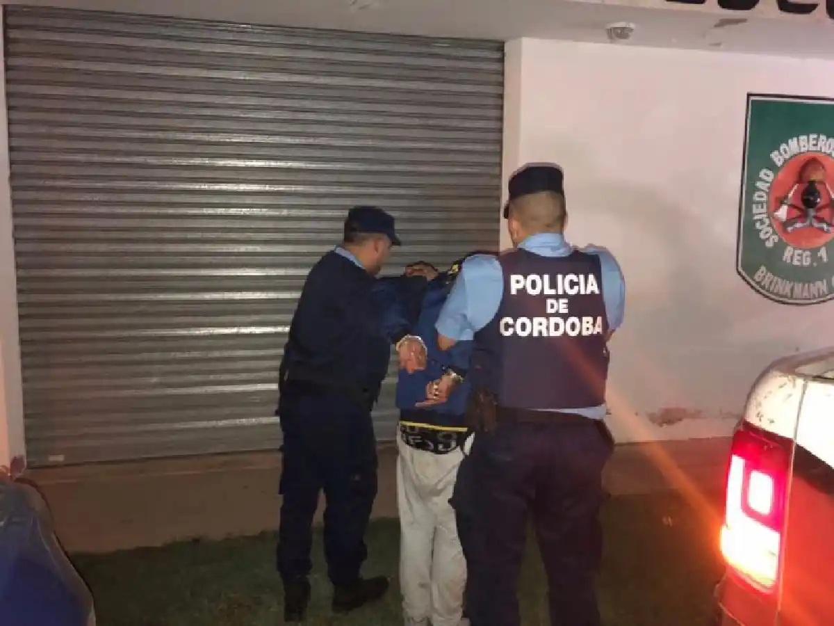 Joven robó dos motos y lo detuvieron en Brinkmann