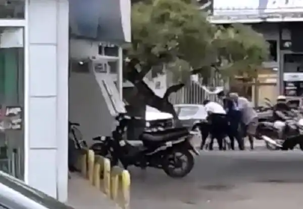 Se resistió a ser identificado y terminó detenido