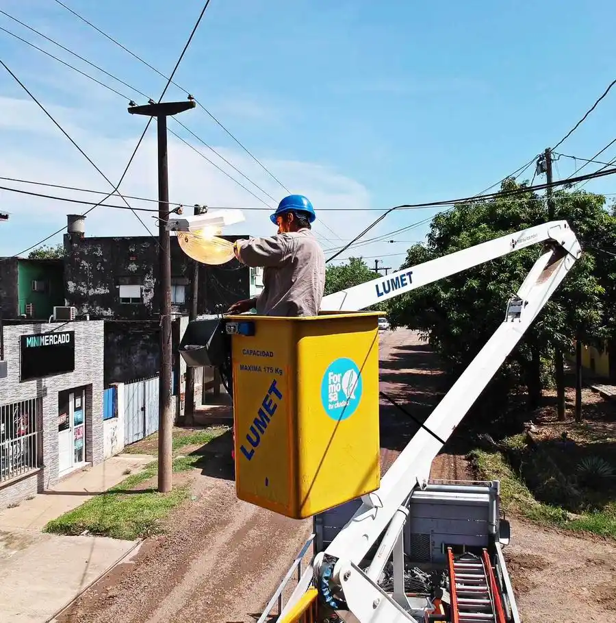 Optimización del alumbrado 
público en varios barrios