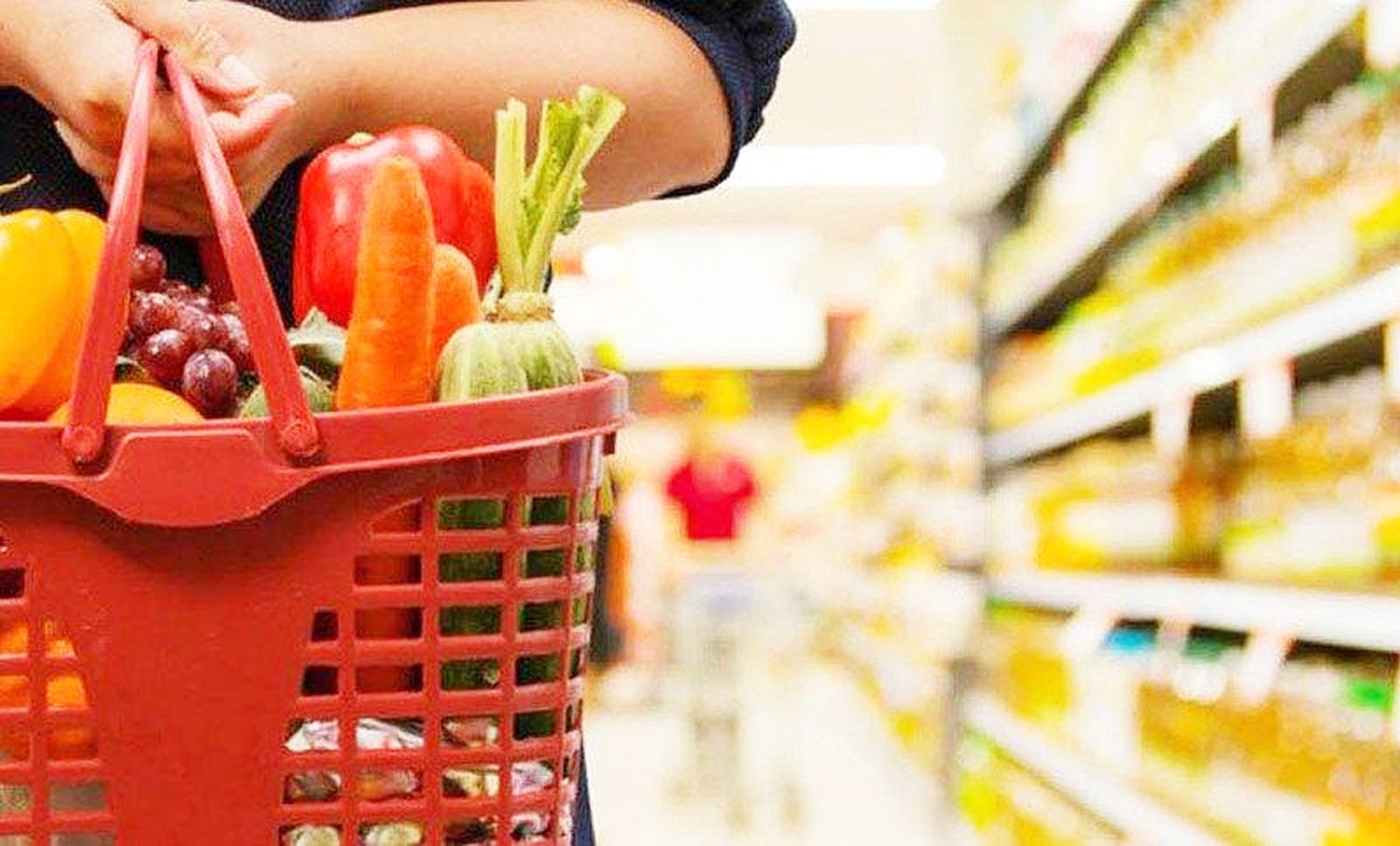 El costo de la canasta básica alimentaria subió 5,2% en junio