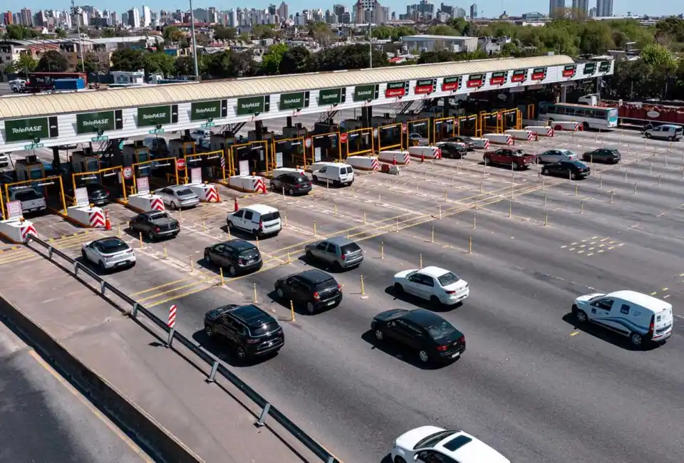 Aumentos en rutas bonaerenses: denuncian subas "ilegales y abusivas" en peajes clave de la Provincia