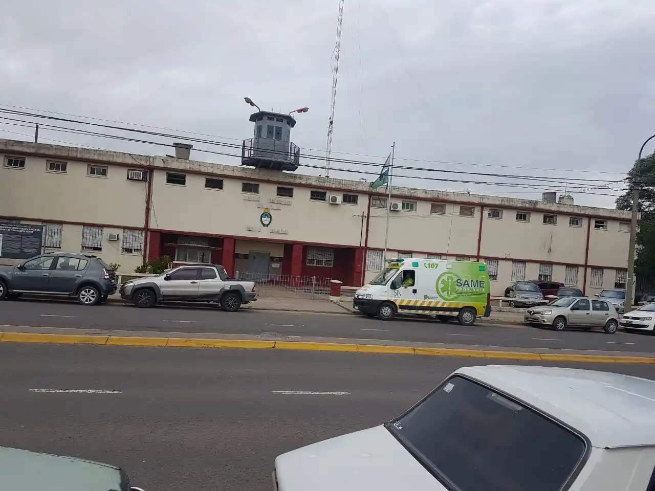 Motín en San Nicolás: presos tomaron rehenes y reclaman mejores condiciones de detención