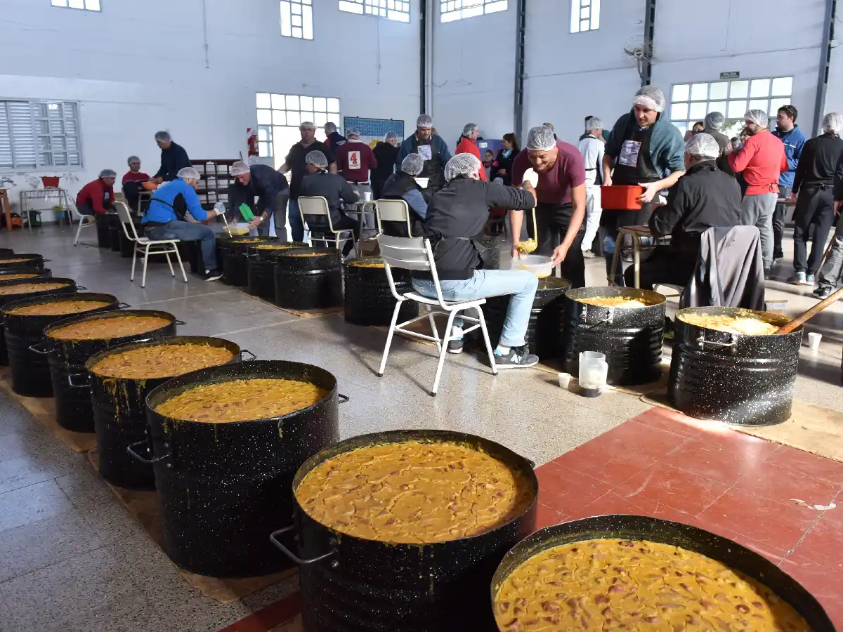 Con el locro anual, la Escuela Fava de Esteban sigue creciendo