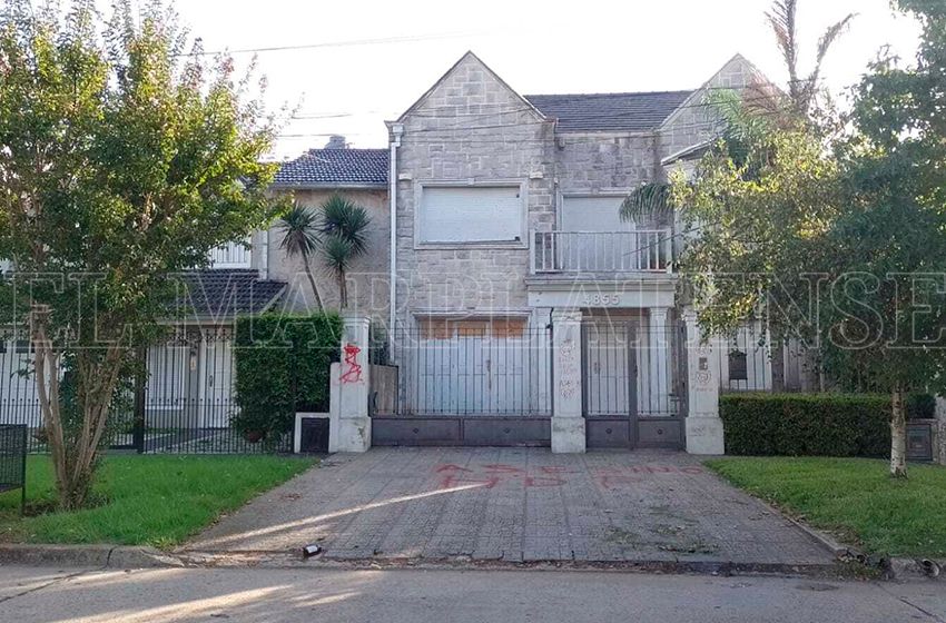 Escraches en la casa del menor acusado de asesinar animales en Parque Luro