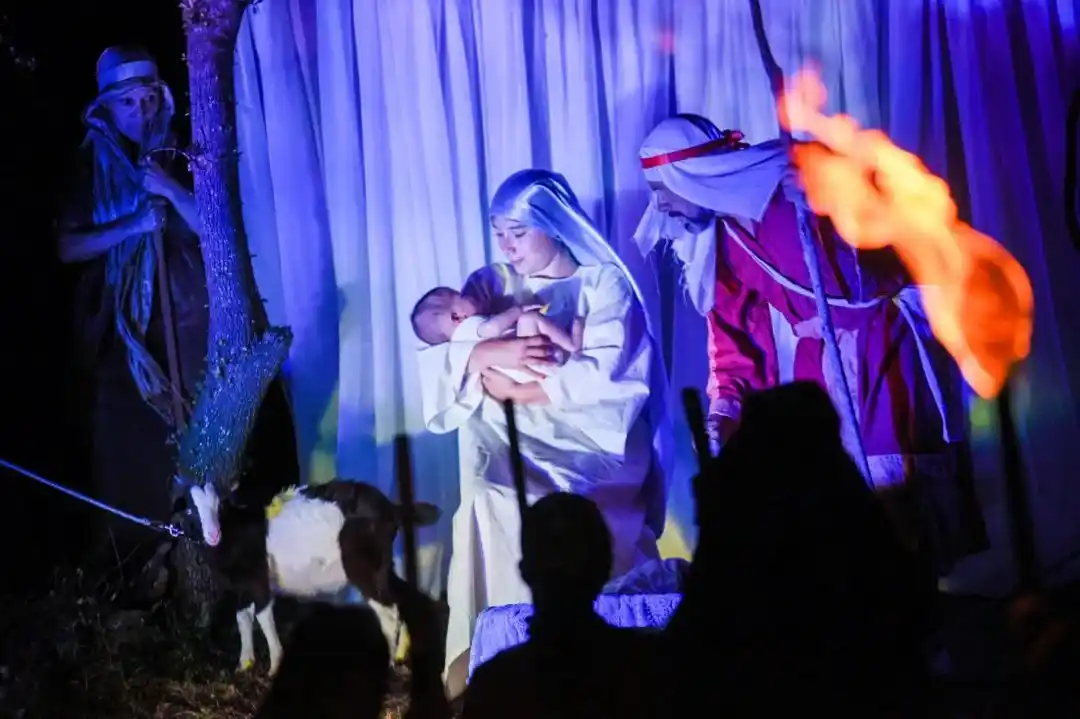 Un Pesebre Viviente sin concurrencia masiva pero un éxito en su esencia