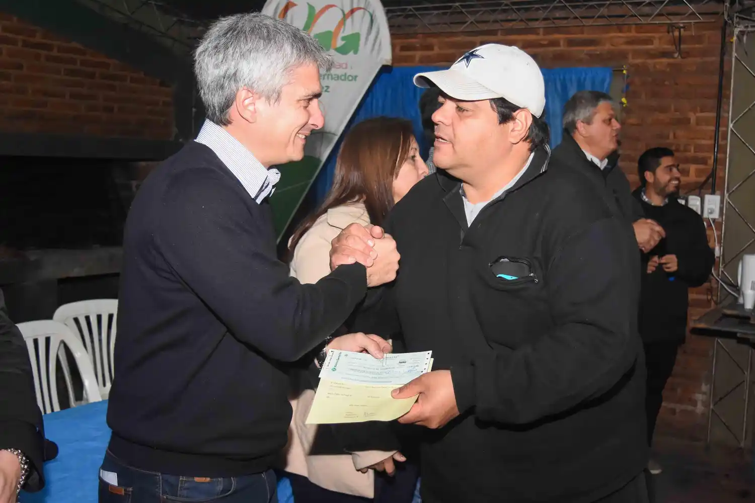 Se entregaron más de $750.000 de aportes a 29 clubes de Villa Gobernador Gálvez