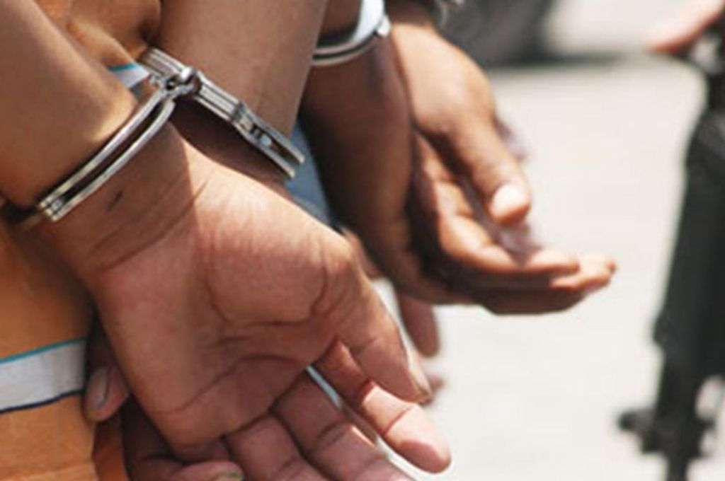 VGG: tres jóvenes detenidos por vender droga
