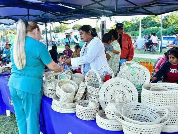 En Las Lomitas celebraron con diversas
actividades el Día de los Pueblos Originarios
