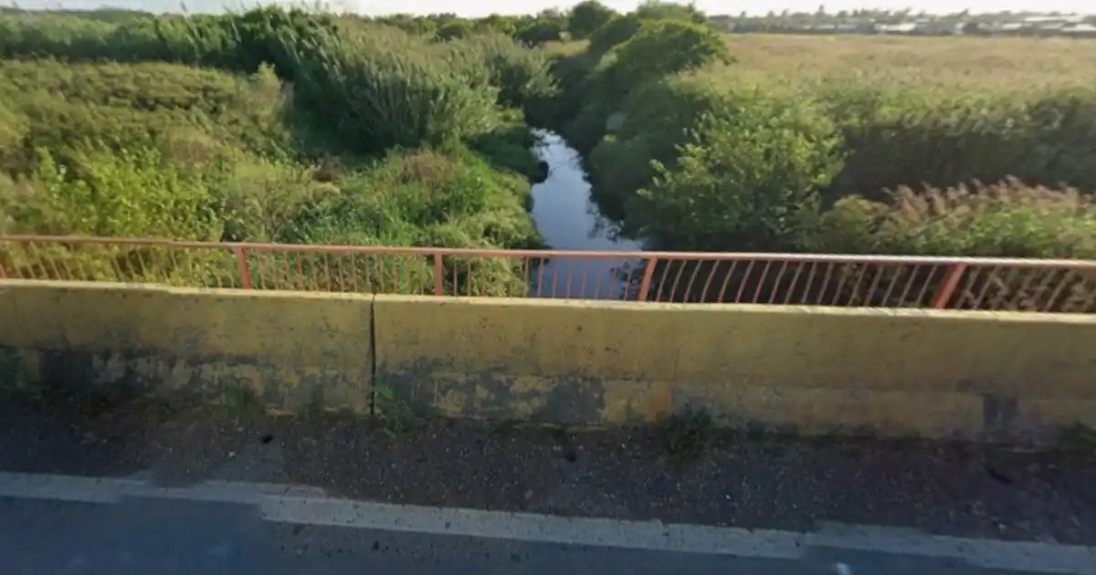 Hallaron un cuerpo en avanzado estado de descomposición en el canal Ibarlucea de la Ruta Nacional 34