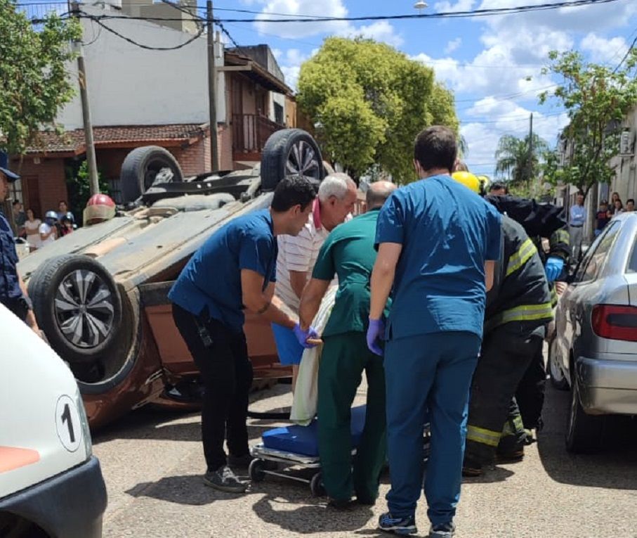 Cómo está la mujer que se descompensó y volcó en el centro de Gualeguaychú