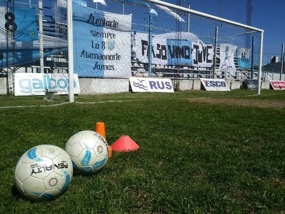 Encontraron a un ex jugador de Juventud Unida con cocaína