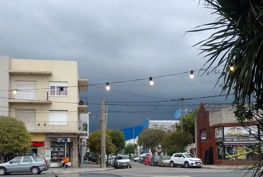 El mal tiempo se intensifica: alerta amarilla por tormentas y fuertes ráfagas