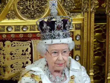 La reina de Inglaterra prometió "proteger la autodeterminación” de Malvinas