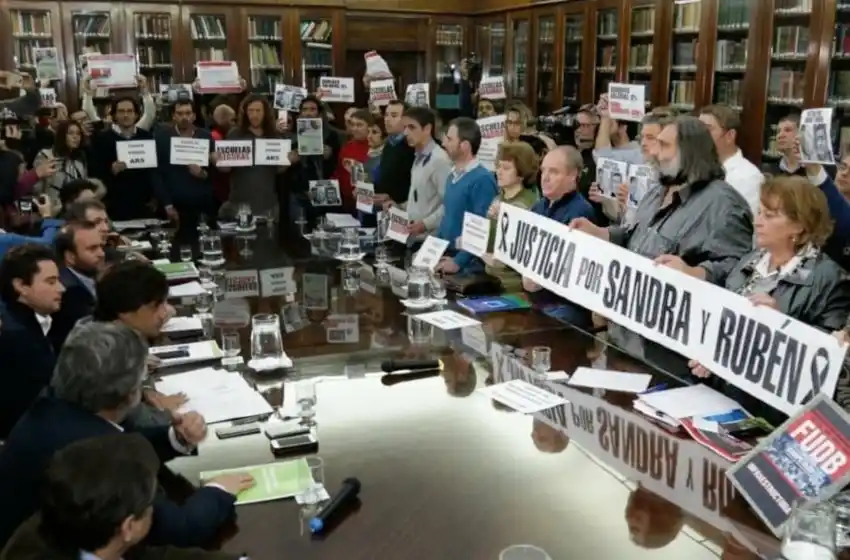 Los gremios docentes rechazaron la oferta salarial y analizan un paro