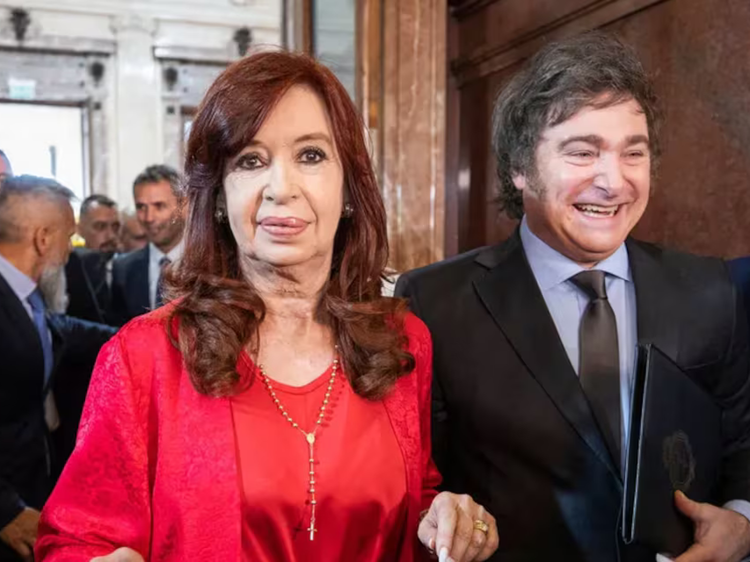Según encuestas, Milei supera en imagen positiva a Cristina Kirchner en la mayoría de las provincias