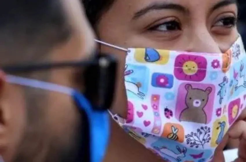 Fin del barbijo al aire libre: «No estamos en la pospandemia”, aclaró una prestigiosa epidemióloga