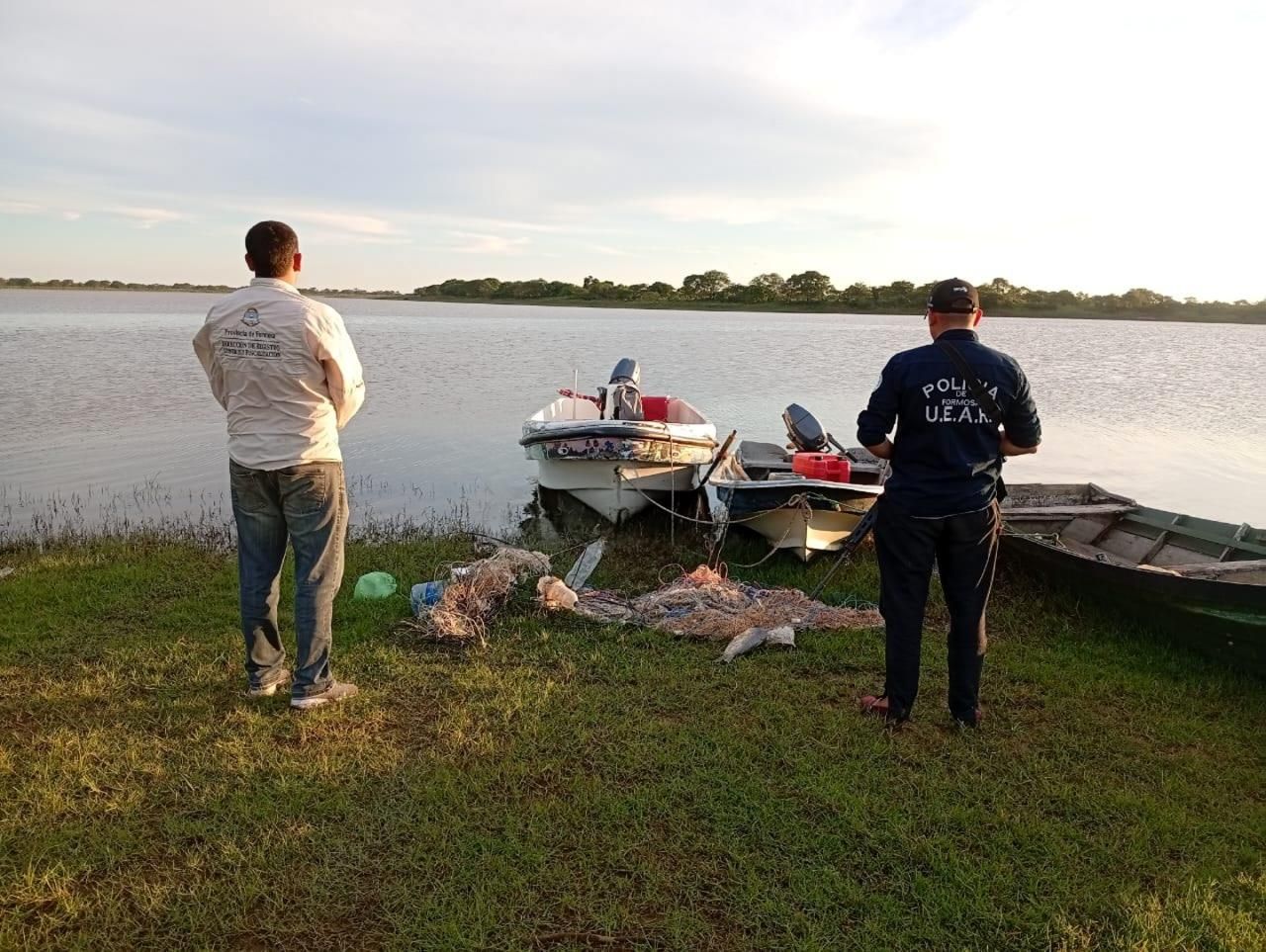Laguna Oca: operativo de fiscalización con detenciones por pesca ilegal