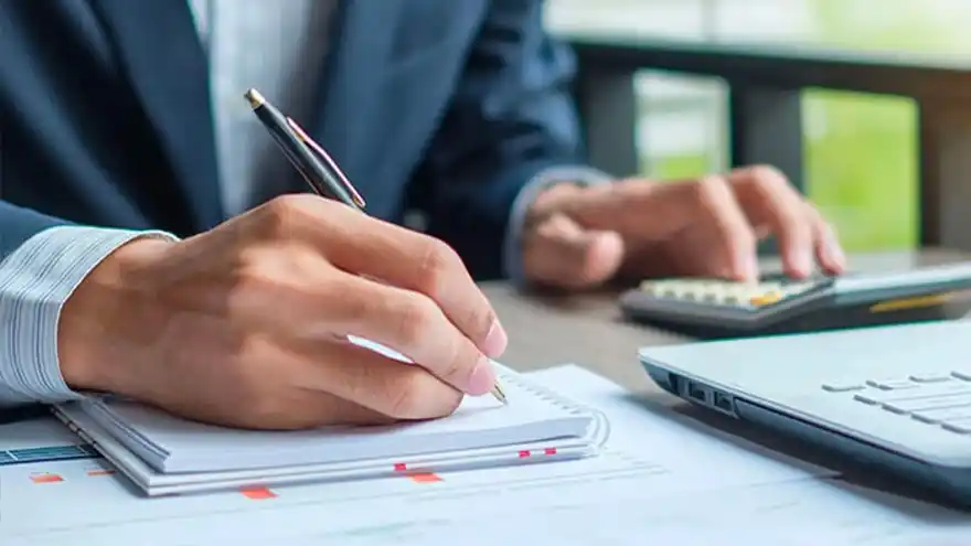 Impuesto a las Ganancias: Cómo se distribuyen los 180 mil trabajadores que no pagarán el tributo entre los 135 municipios bonaerenses