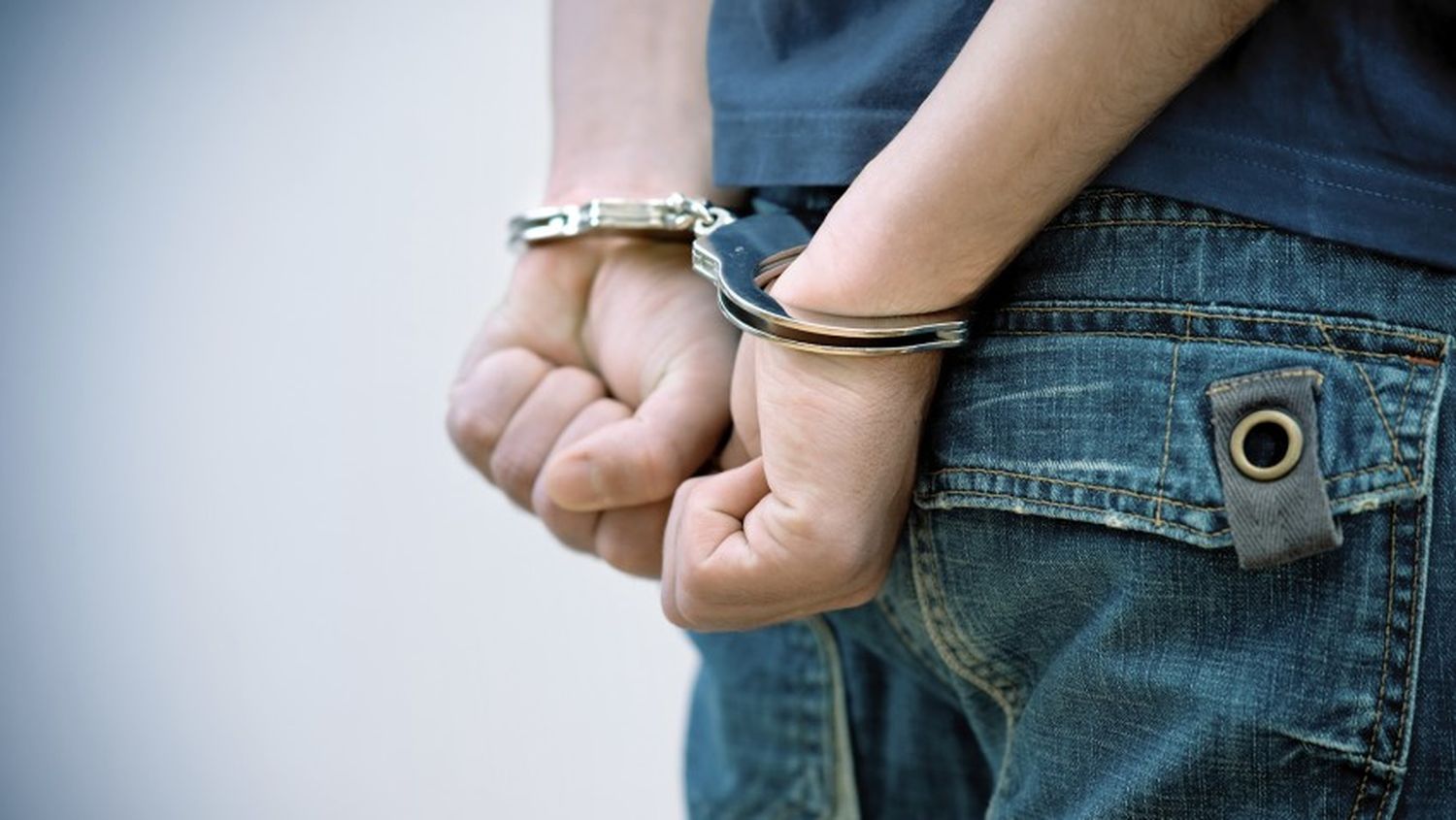 Detienen a un menor de Madariaga de 15 años por cometer abusos