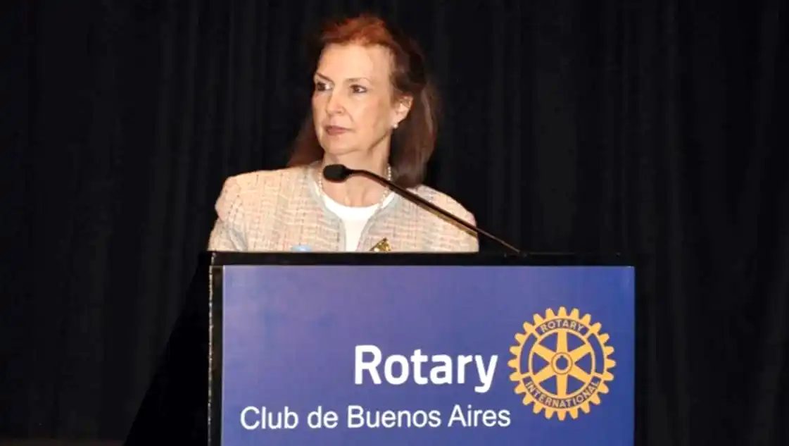 La canciller Diana Mondino