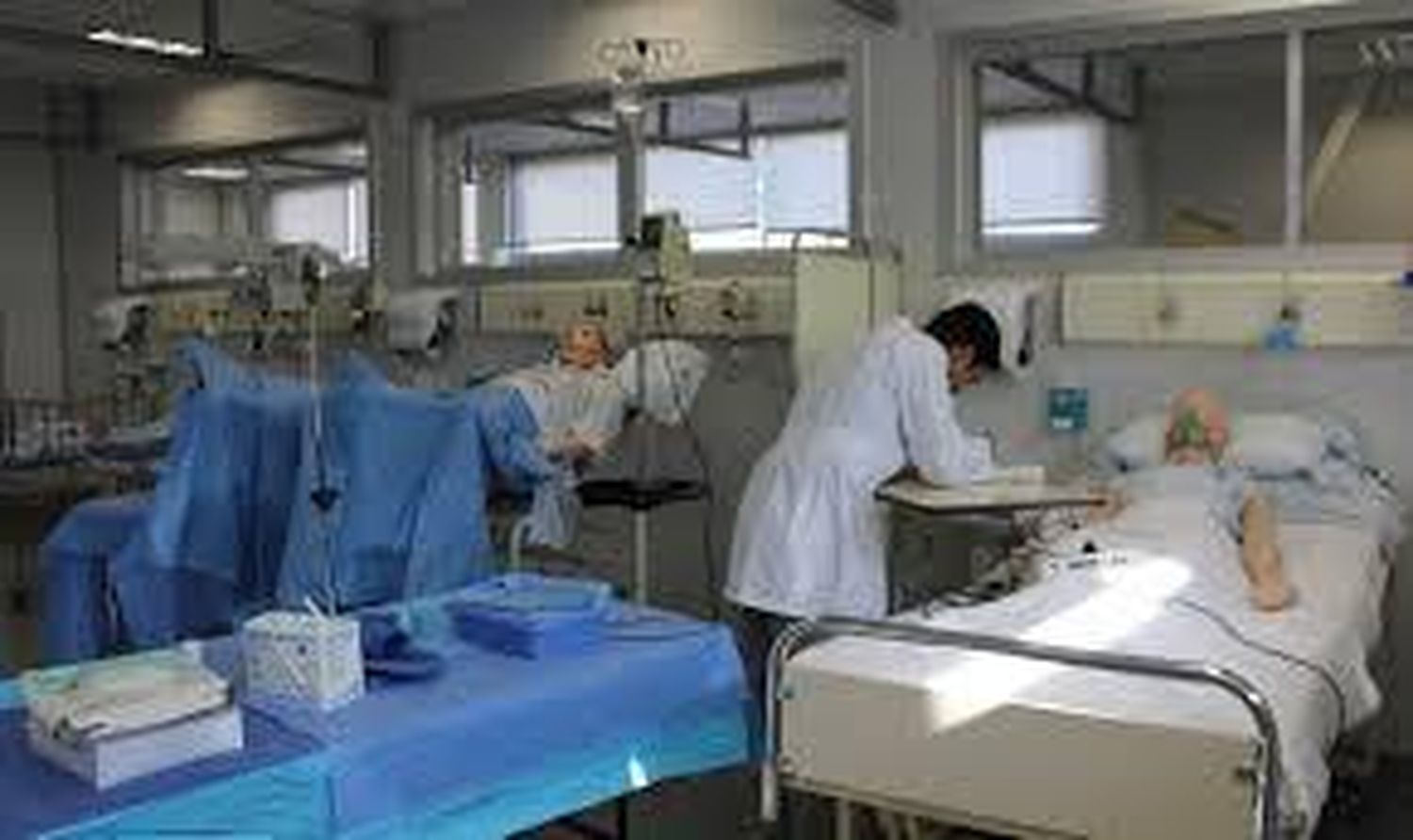 Instalarán laboratorios de enfermería en institutos superiores de la provincia