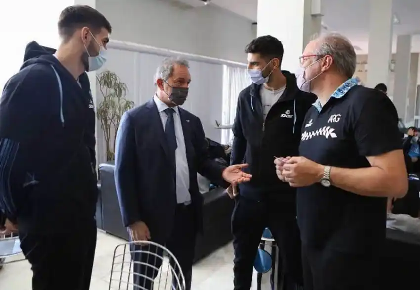 La selección ya está en Brasilia y espera el debut ante Colombia