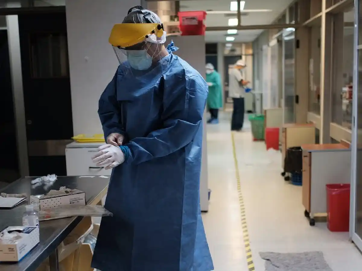 Tras el fin de semana, volvieron a subir los casos de covid