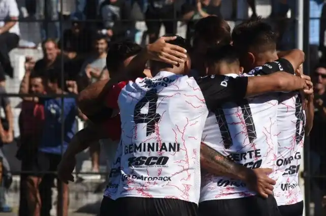 Patronato venció a Argentinos y aseguró la permanencia