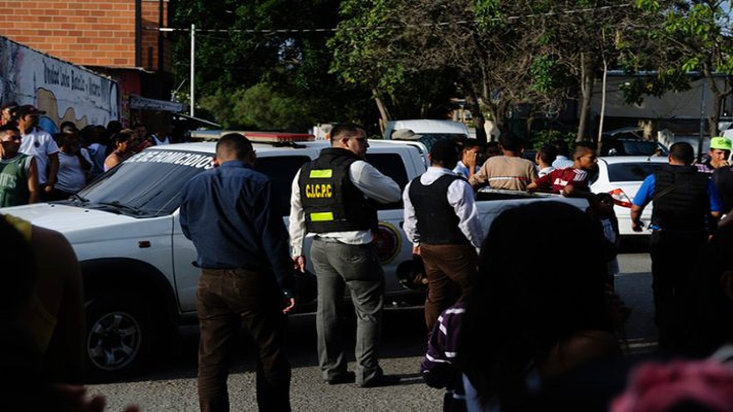 Asesinan de un tiro en el rostro a un sexagenario delante de su joven hijo. Esta es la historia…