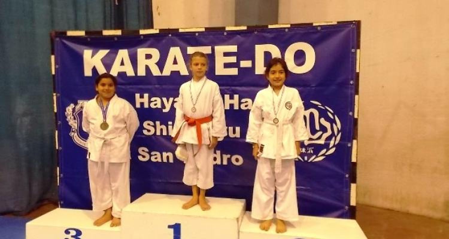Exitoso encuentro de Karate en el Estadio