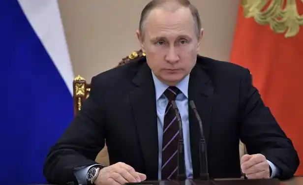 Rusia desafía a EEUU y afirma tener al “Padre de todas las bombas”