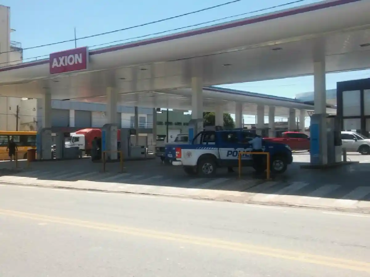 Un policía mató a un ladrón en una estación de servicio en Córdoba 