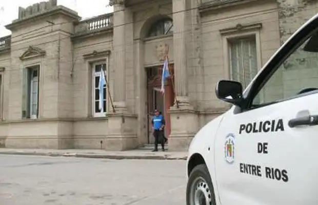 Elementos recuperados en allanamiento en Barrio Plan Evita