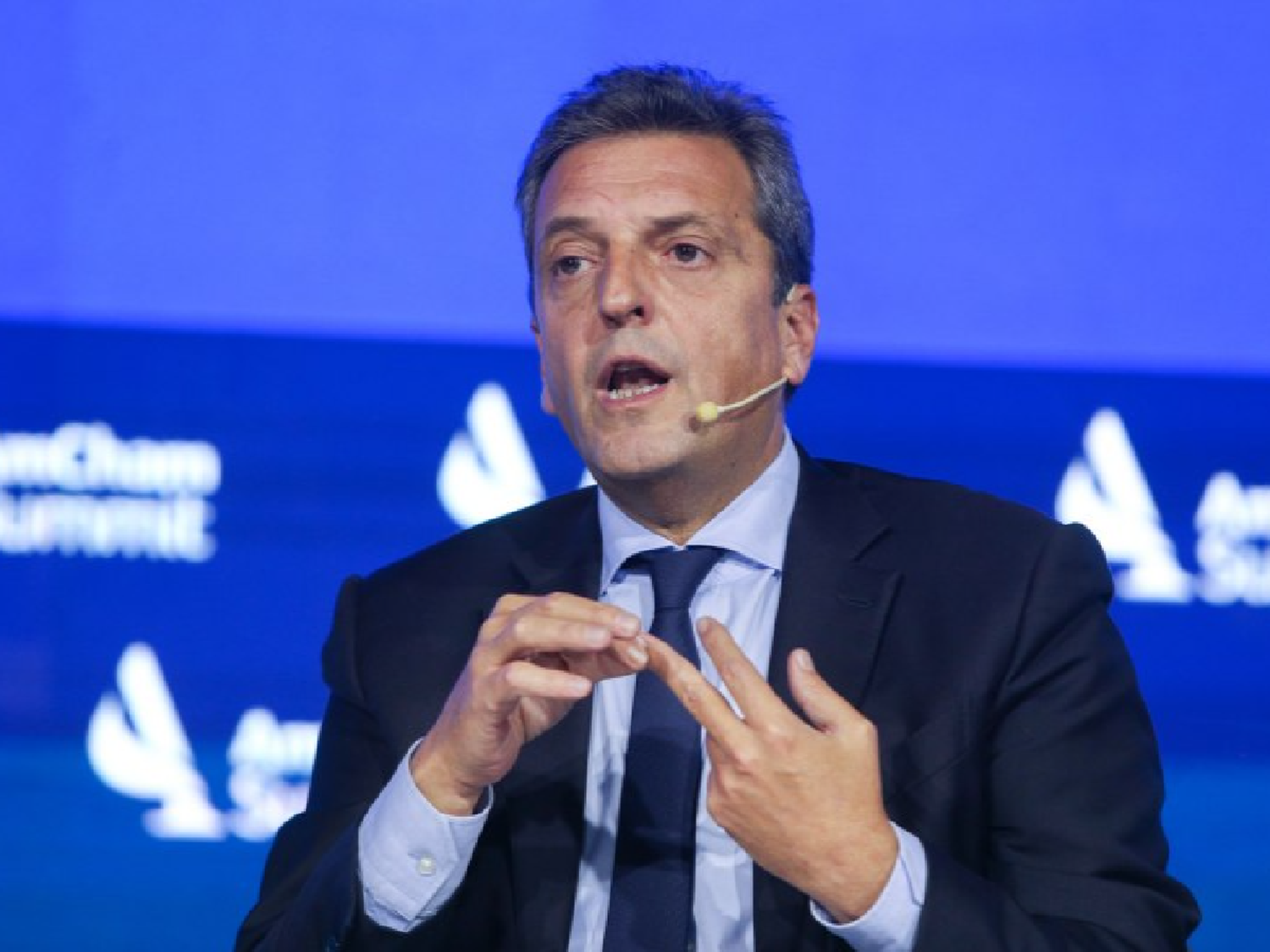 Massa anunció el aumento en los límites de las tarjetas de crédito para impulsar el consumo