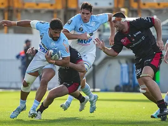 Bruni en acción ante Lyon.