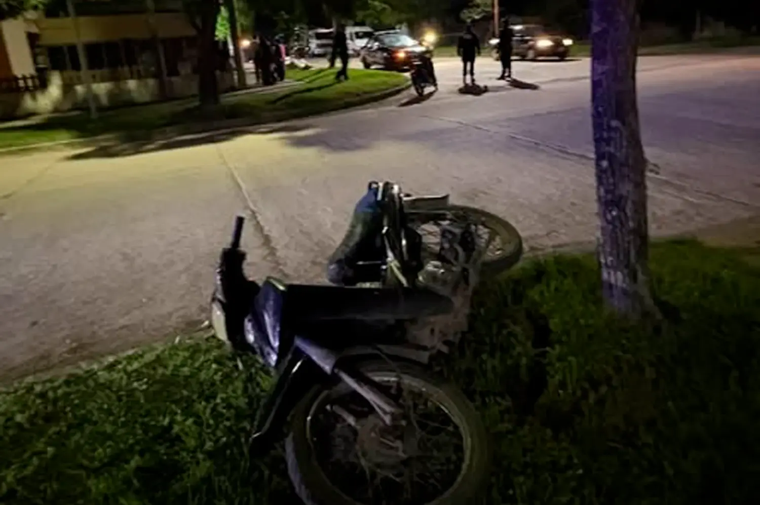 Intentó esquivar un autoelevador y chocó contra una camioneta estacionada en Ceres