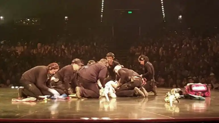 Se accidentó un acróbata en plena función del Cirque du Soleil